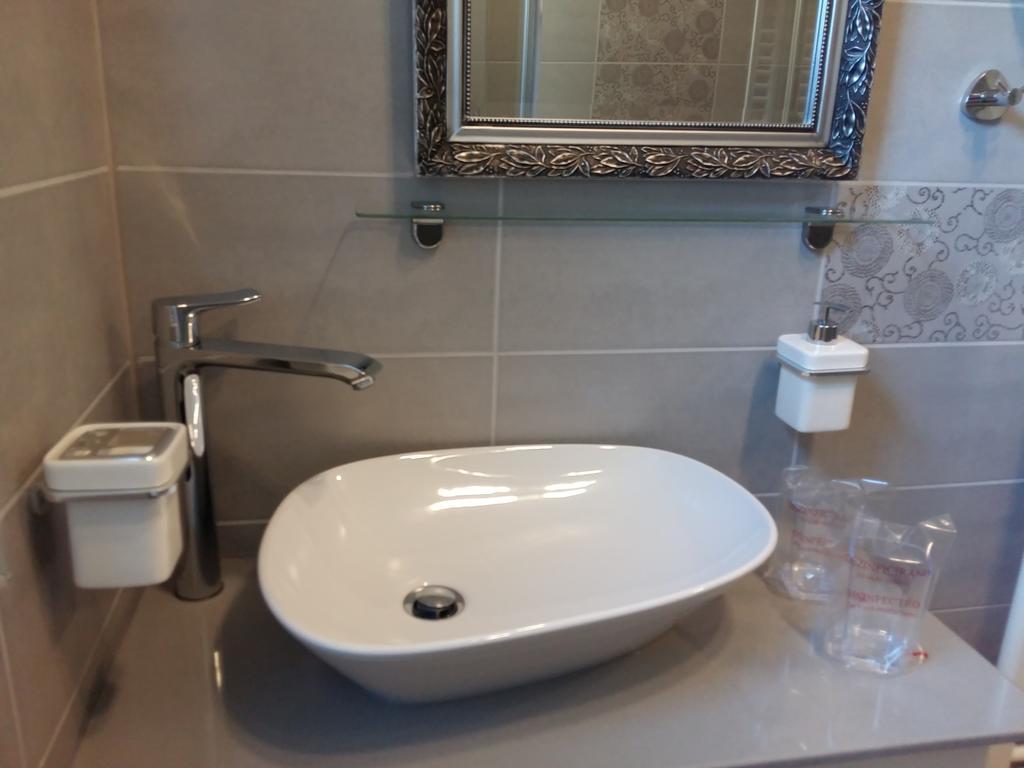 Appartamento Plaza Apartman Zagabria Esterno foto