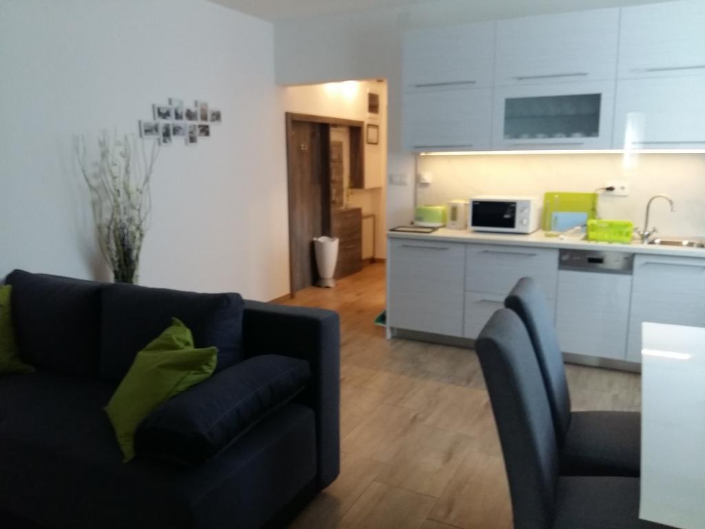 Appartamento Plaza Apartman Zagabria Esterno foto